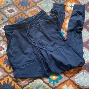 Lululemon Beyond the Studio Jogger True Navy Women’s Size 4 Blue Pants